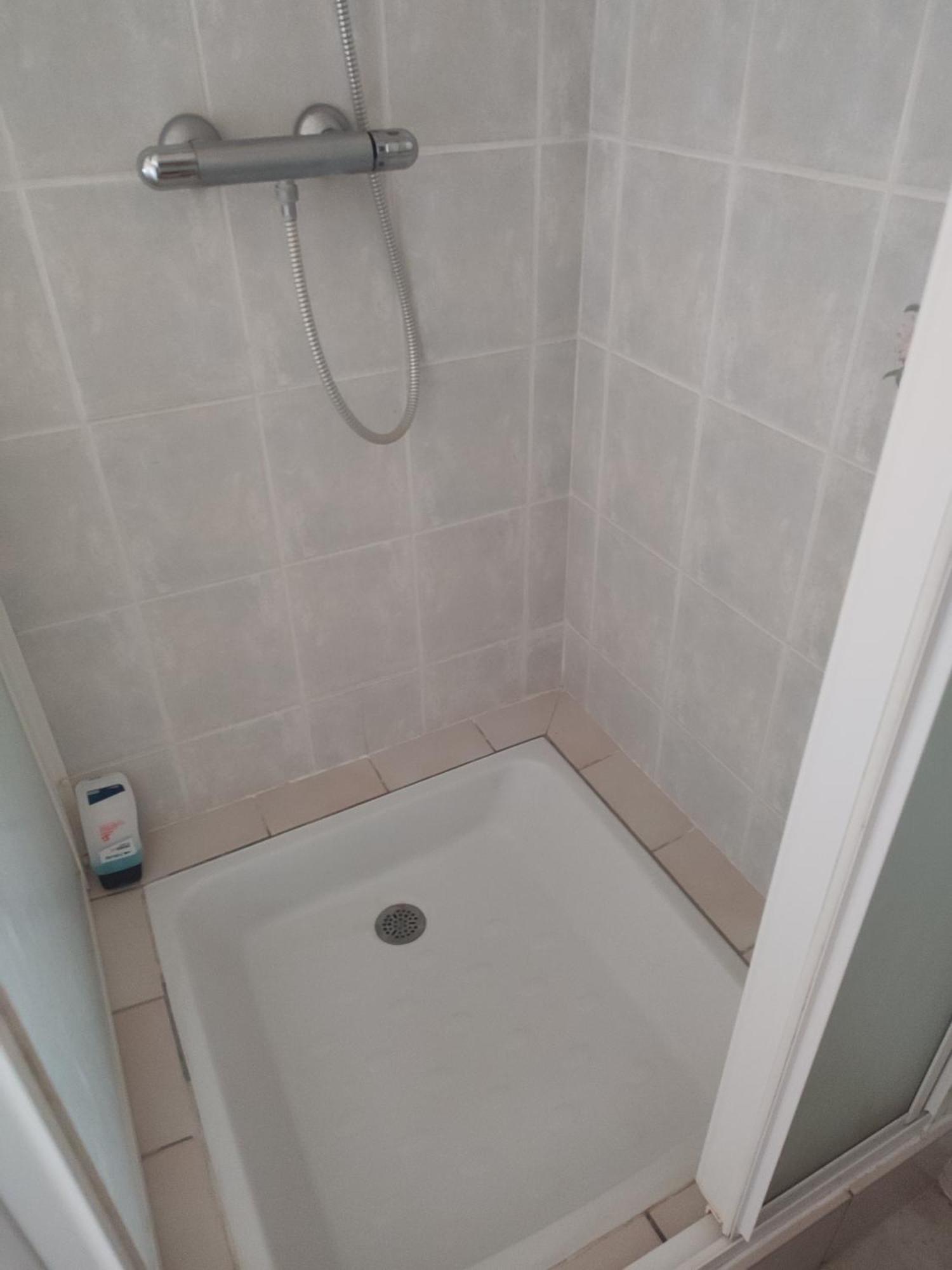 Maison Plain Pied, 2 Chambres, Longere Typique , Fraiche, Dans Bourg Avec Tous Commerces Luçay-le-Mâle Zewnętrze zdjęcie