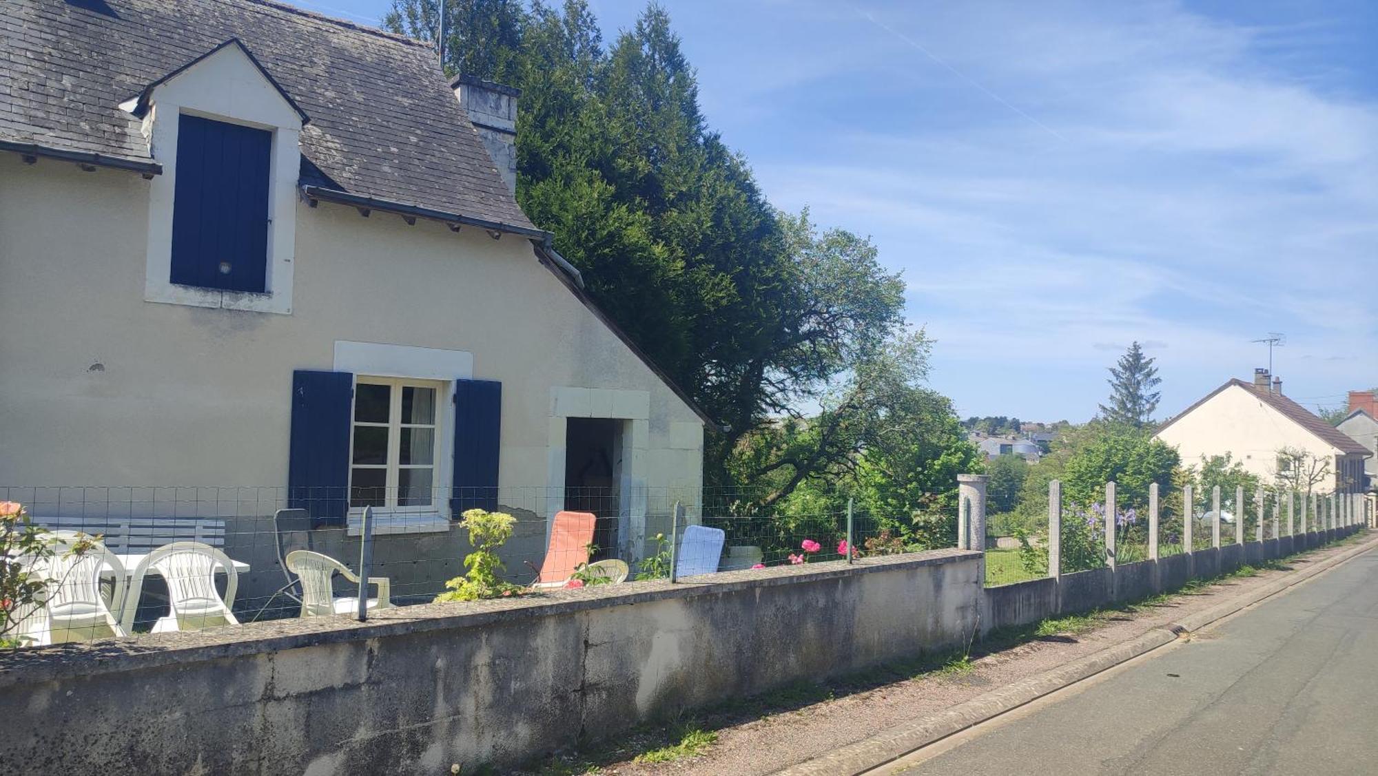 Maison Plain Pied, 2 Chambres, Longere Typique , Fraiche, Dans Bourg Avec Tous Commerces Luçay-le-Mâle Zewnętrze zdjęcie