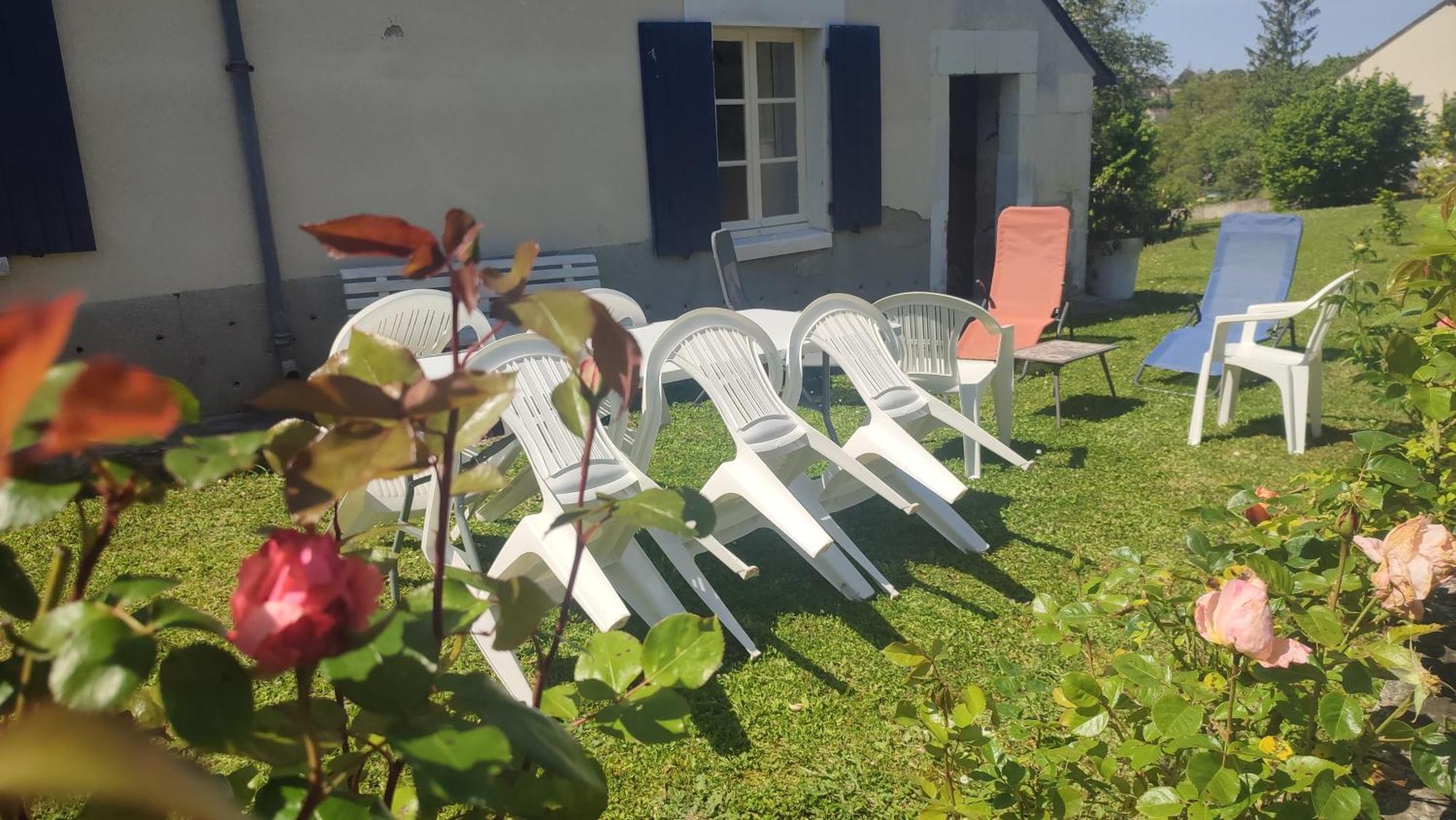 Maison Plain Pied, 2 Chambres, Longere Typique , Fraiche, Dans Bourg Avec Tous Commerces Luçay-le-Mâle Zewnętrze zdjęcie