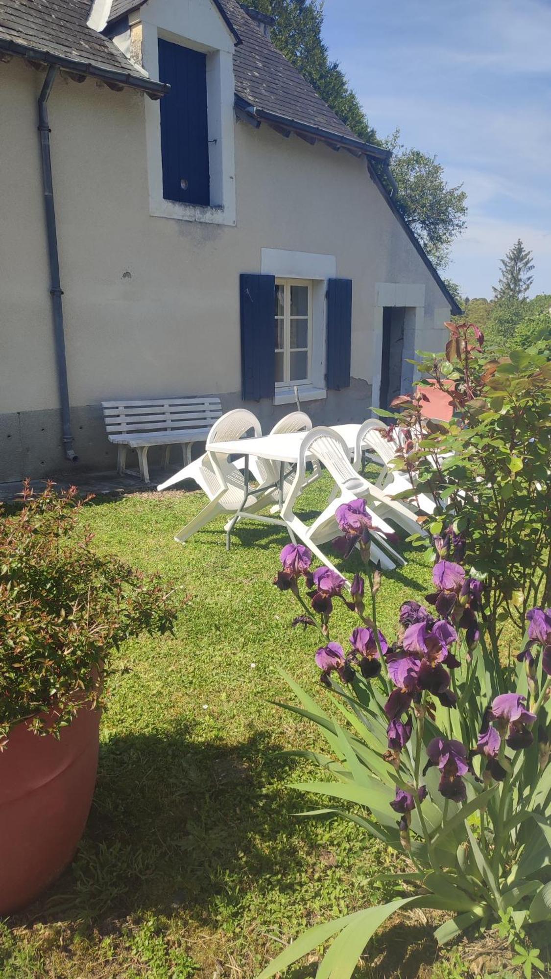 Maison Plain Pied, 2 Chambres, Longere Typique , Fraiche, Dans Bourg Avec Tous Commerces Luçay-le-Mâle Zewnętrze zdjęcie