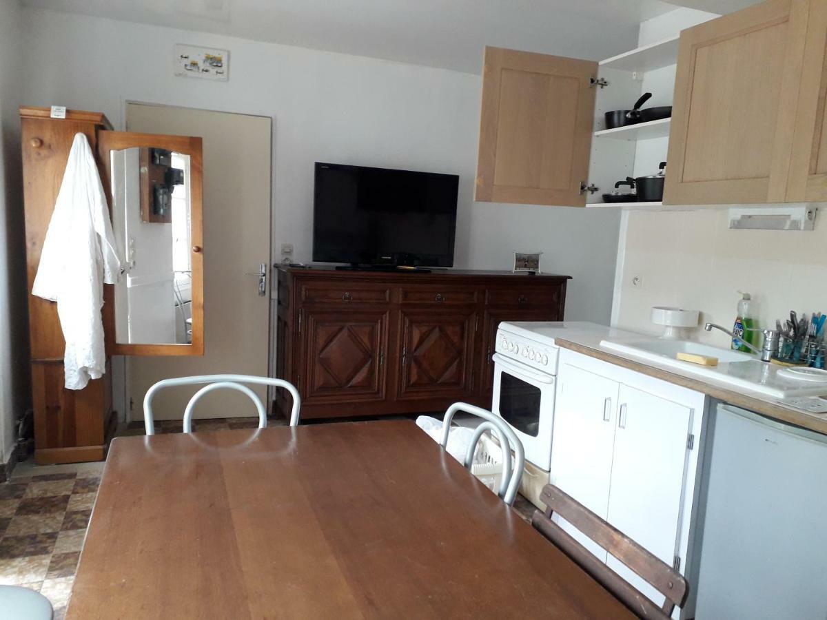 Maison Plain Pied, 2 Chambres, Longere Typique , Fraiche, Dans Bourg Avec Tous Commerces Luçay-le-Mâle Zewnętrze zdjęcie